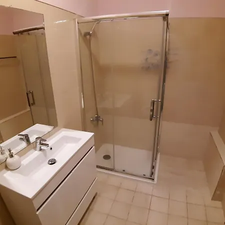 Apartment E.c Almada